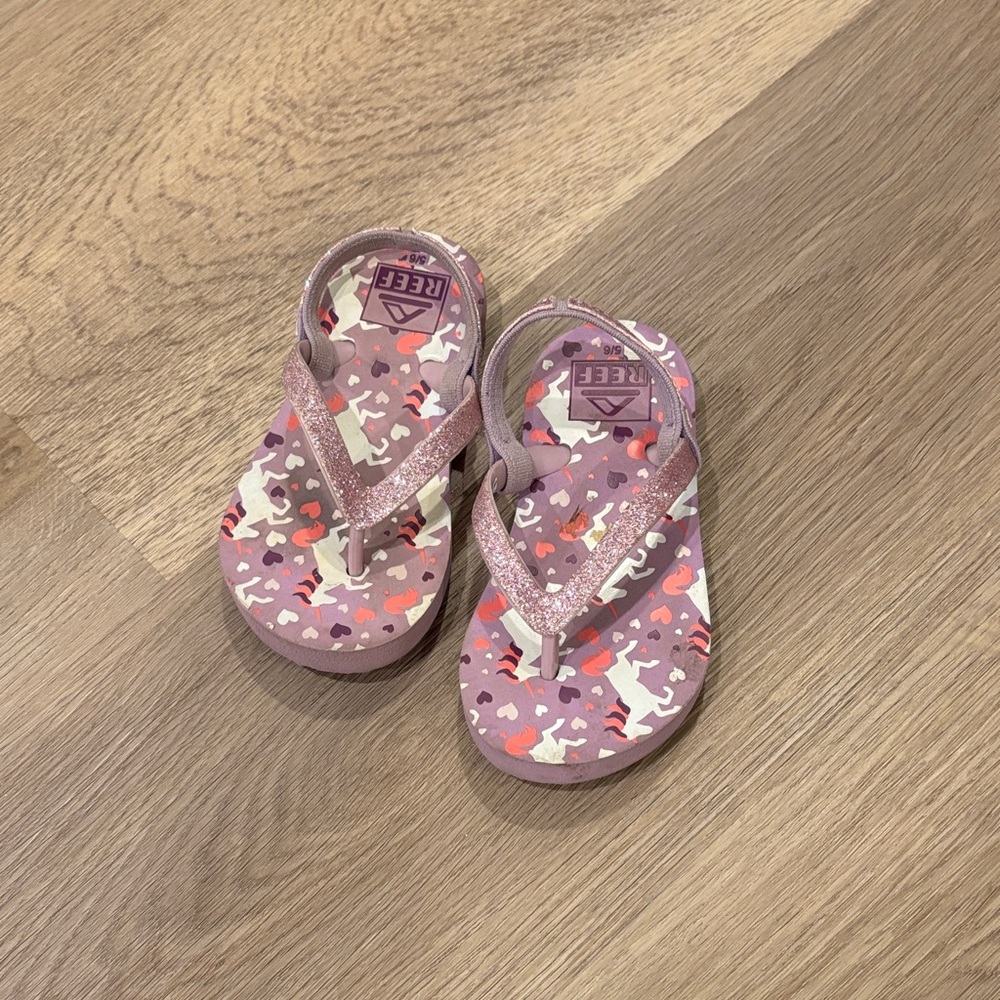 Reef Kids Unicorn Flip Flops - Pink and Lavender